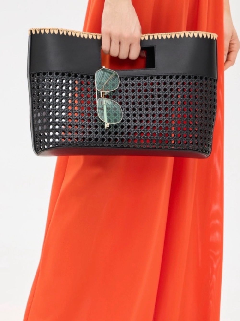 BTB Los Angeles Ellie Tote - Black